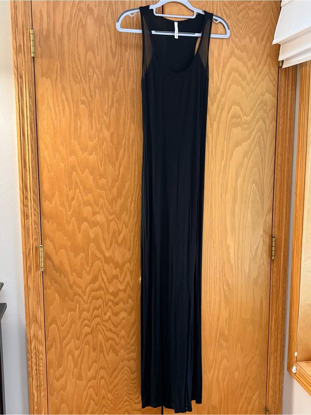 A+ Ellen Black Sleeveless Mesh-Accent Maxi Dress Size Small